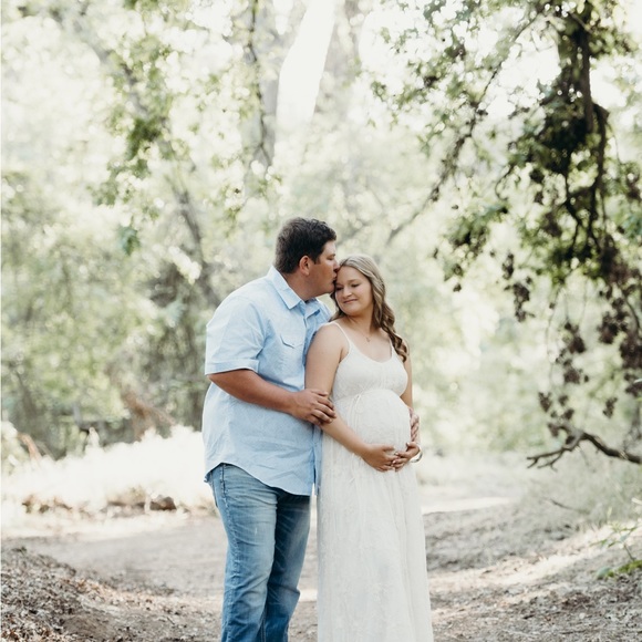 Meet your Posher, Kaleena - Picture 7 of 7